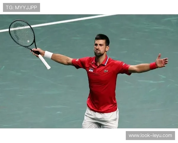 德约科维奇逆转夺冠 网坛新赛季风云再起热度飙升