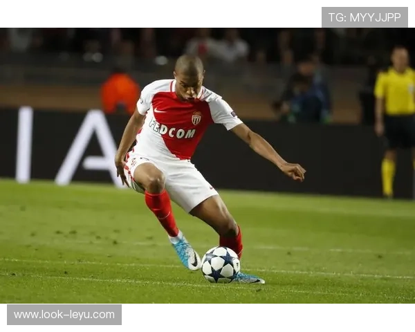 摩纳哥足球俱乐部的历史沿革与未来发展战略解析 摩纳哥足球俱乐部的历史沿革与未来发展战略解析