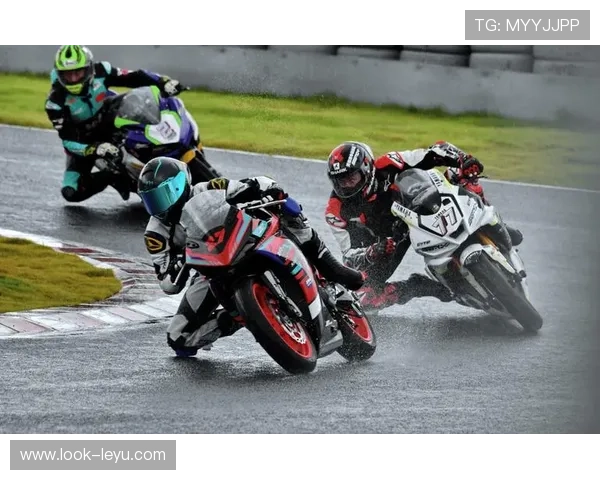 摩托车大奖赛最新动态 多支车队强势崛起 赛季前瞻与热门选手分析 摩托车大奖赛最新动态 多支车队强势崛起 赛季前瞻与热门选手分析